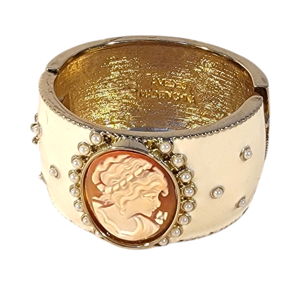 Amedeo NYC 14K GP Oval Cornelian Cameo Hinged Cuff Bangle Bracelet White & Gold - Picture 1 of 6